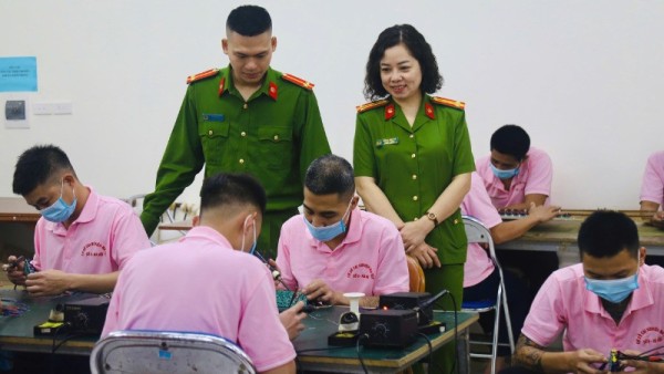 Bộ Công an ban hành Quyết định công bố danh mục thủ tục hành chính mới trong lĩnh vực tổ chức cai nghiện ma tuý và quản lý sau cai nghiện ma tuý thuộc phạm vi quản lý nhà nước của Bộ Công an