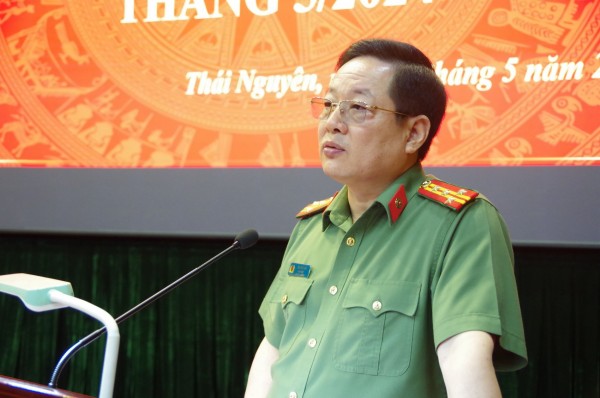 Đại tá Bùi Đức Hải- Giám đốc Công an tỉnh phát biểu chỉ đạo tại Hội nghị