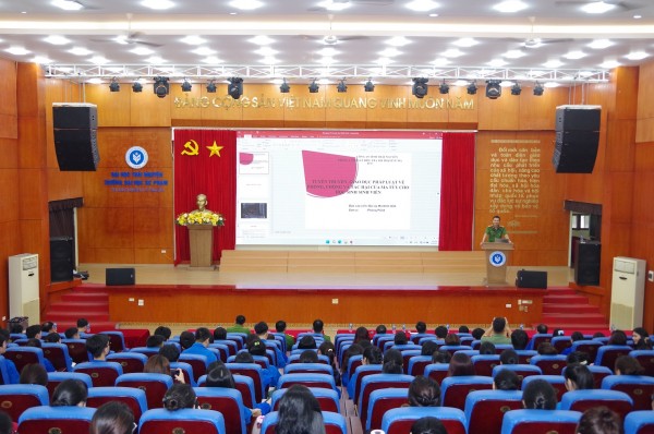 Tuyên truyền pháp luật về phòng, chống ma túy cho trên 300 sinh viên