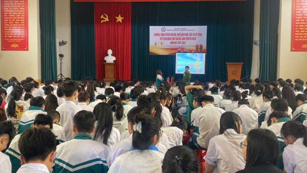 Tuyên truyền pháp luật và kiến thức, kỹ năng phòng cháy chữa cháy cho 400 học sinh