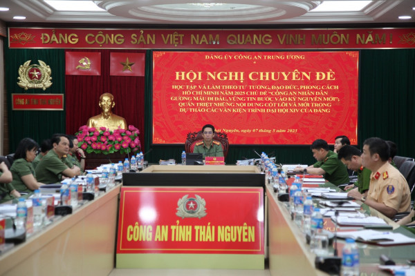 Hội nghị chuyên đề học tập và làm theo tư tưởng, đạo đức, phong cách Hồ Chí Minh