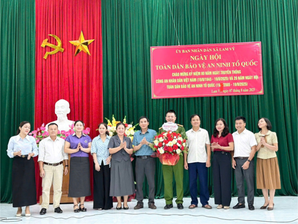 Tổ chức ngày hội toàn Dân bảo vệ an ninh tổ quốc năm 2025 tại xã Lam Vỹ
