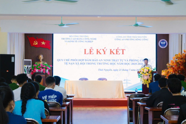 Ngày 21/7/2025, Công an phường Sông Công và Trường Cao đẳng Công nghệ và Kinh tế công nghiệp tổ chức Lễ Ký kết quy chế phối hợp đảm bảo ANTT và phòng, chống tệ nạn xã hội trong trường học năm học 2025-2026