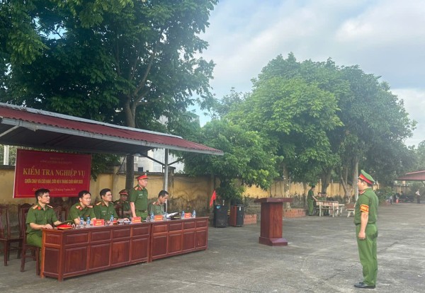 Kiểm tra, đánh giá kết quả huấn luyện nghiệp vụ chữa cháy, cứu nạn, cứu hộ