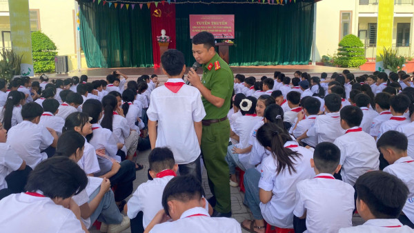 PHÚ LẠC