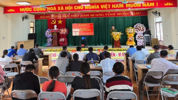 Nghiên Loan