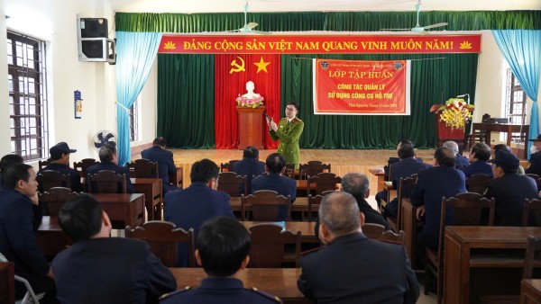 Tập huấn công tác quản lý sử dụng công cụ hỗ trợ tại Công ty TNHH dịch vụ bảo vệ Đức Minh