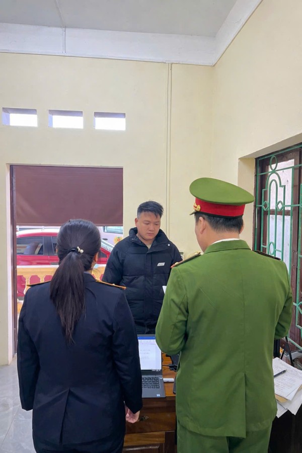 ảnh Hoàng Văn Tiêu