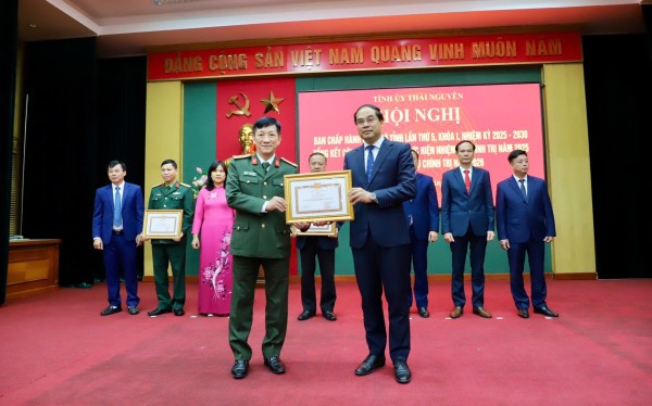 sếp Trung