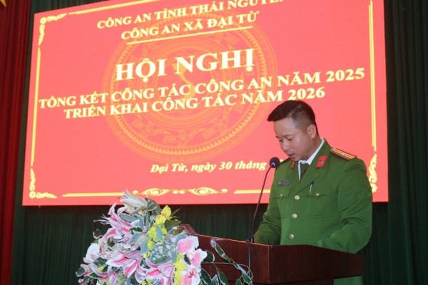 Trưởng Công an xã phát biểu