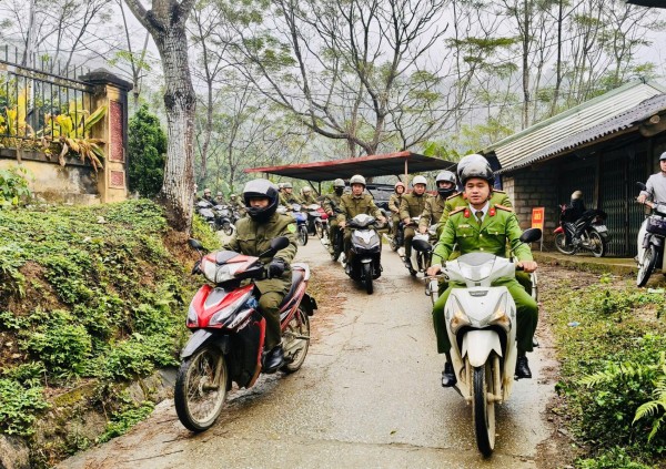 “Cánh tay nối dài” giữ bình yên ở cơ sở