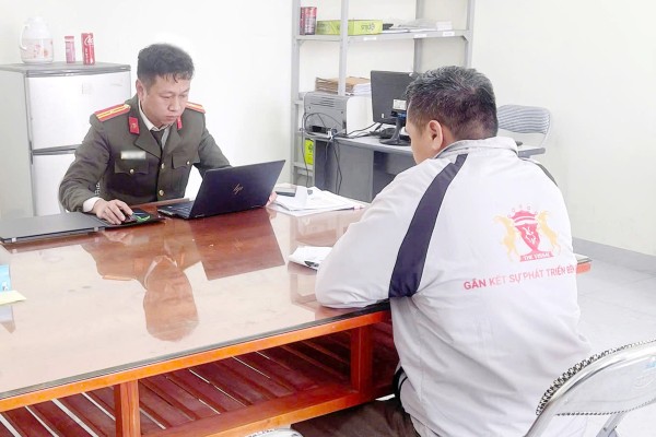 Công an xã Chợ Đồn phát hiện, xử lý 01 trường hợp có bình luận tiêu cực trên không gian mạng