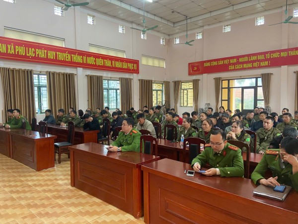 Công an xã Phú Lạc chủ động bảo đảm an ninh, trật tự dịp Tết Bính Ngọ 2026