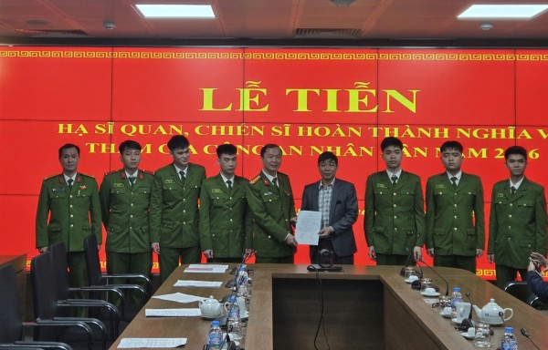 ảnh tiễn quân 25 2