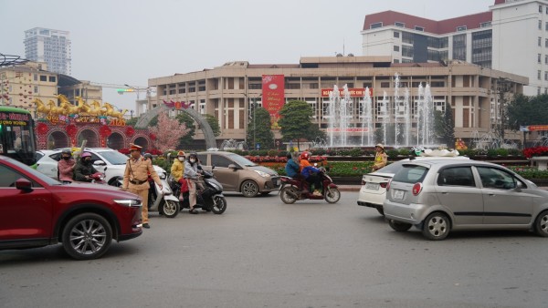 Cảnh sát giao thông Công an tỉnh Thái Nguyên: Giữ bình yên trên những “cung đường xuân”