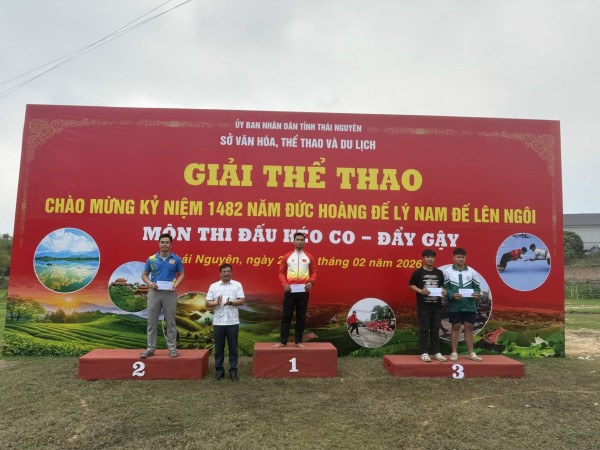 Đại úy Nịnh Đình Độ giành Huy chương Bạc nội dung đẩy gậy