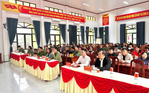 Phòng Tham mưu phối hợp cùng phòng Cảnh sát QLHC về TTXH tuyên truyền phổ biến giáo dục pháp luật; công tác bảo đảm ANTT phục vụ bầu cử