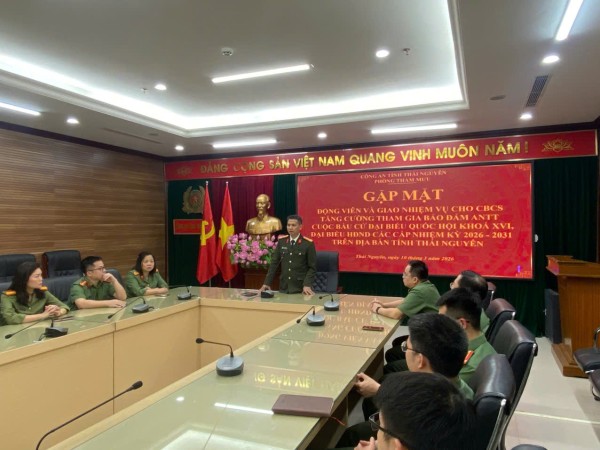 Đấu tranh phản bác các quan điểm sai trái, thù địch lợi dụng bầu cử đại biểu Quốc hội và đại biểu Hội đồng nhân dân các cấp để chống phá Việt Nam