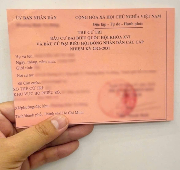 Cảnh báo nguy cơ lộ, lọt thông tin cá nhân khi đăng ảnh thẻ cử tri lên mạng xã hội