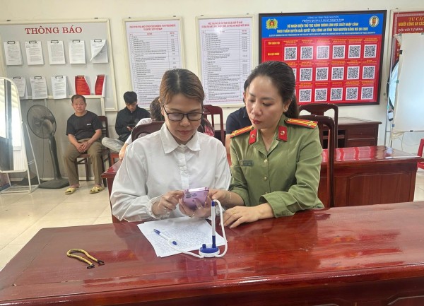 Đẩy mạnh cải cách hành chính trong lĩnh vực quản lý xuất nhập cảnh
