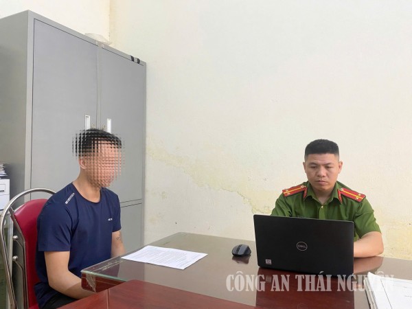 Công an phường Vạn Xuân xử phạt vi phạm hành chính đối tượng giả danh lực lượng Công an