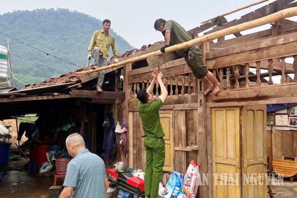 24 4 THUONG MINH KHAC PHUC GIONG BAO (1)