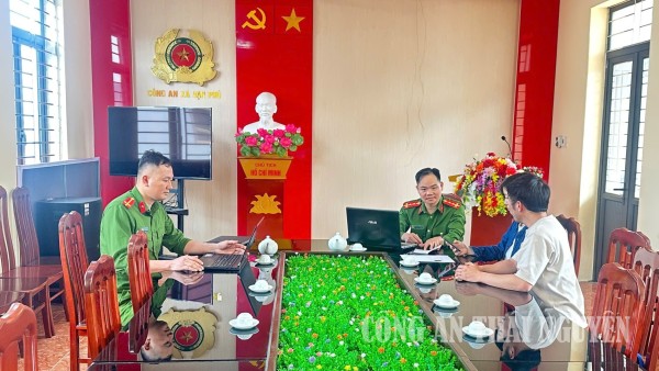 Hướng dẫn thực hiện quy định về nhập cảnh, xuất cảnh trên địa bàn xã Vạn Phú.