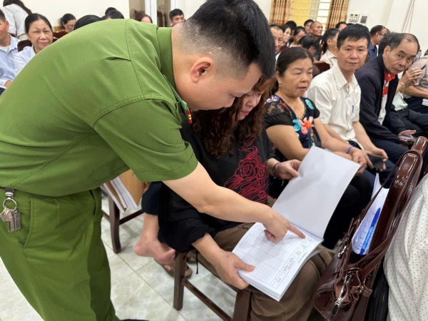 Công an phường Quan Triều tăng cường công tác quản lý nhân, hộ khẩu