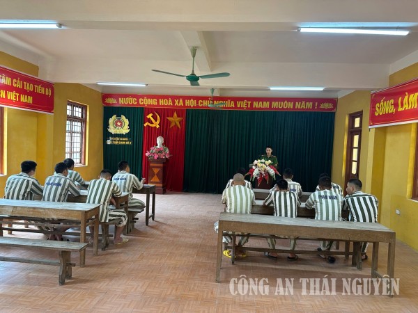 Tăng cường phổ biến, giáo dục pháp luật cho phạm nhân đang chấp hành án