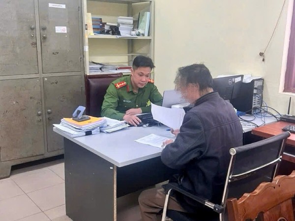 Công an xã Định Hóa xử lý nghiêm các trường hợp thông tin xấu, độc trên không gian mạng