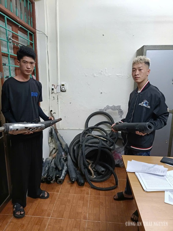 Đức xuân giao nộp pô xe