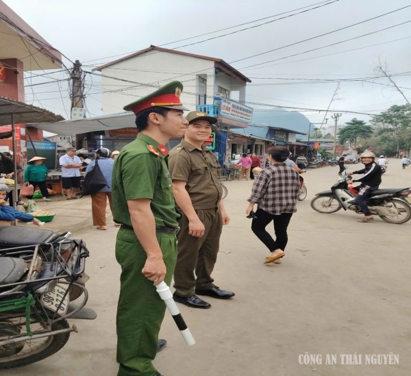 Lam Vỹ