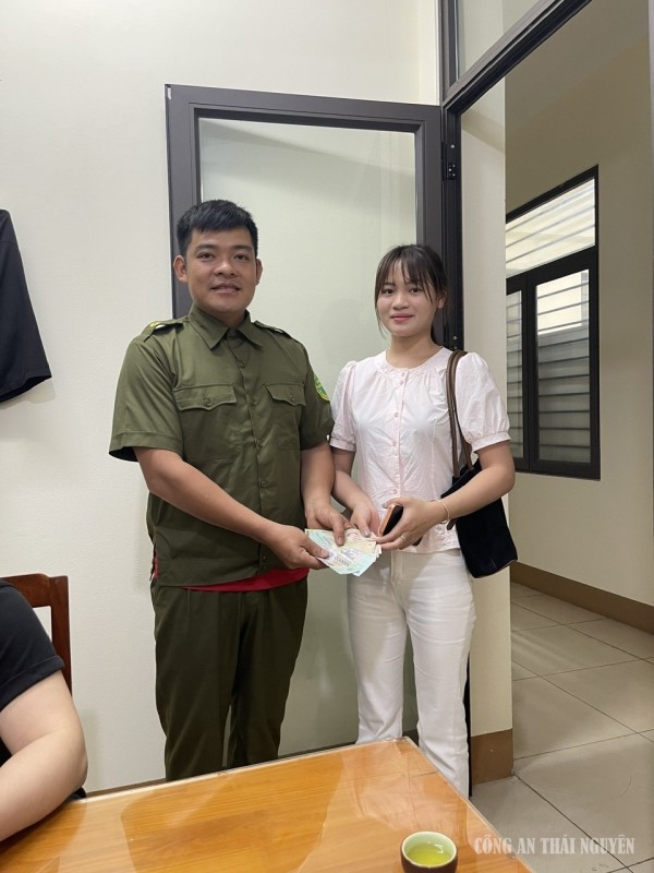 Tân Cương