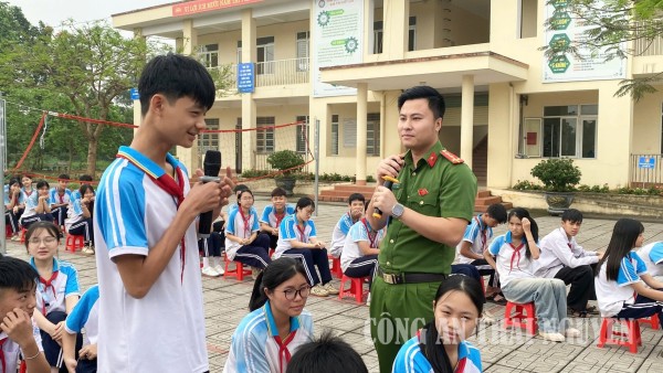 Tân Cương