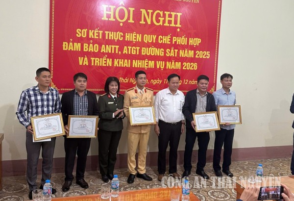 Phòng An ninh kinh tế phối hợp bảo đảm an ninh, an toàn giao thông đường sắt