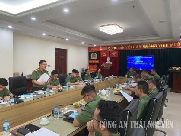 Hội ý nghiệp vụ và tổng kết Chuyên án “ID126”.