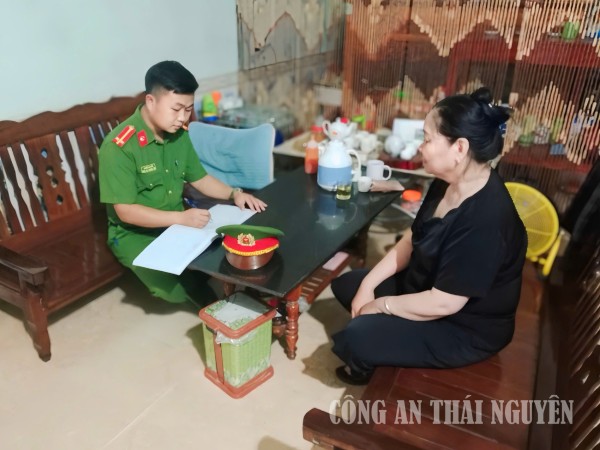 Công an xã Phượng Tiến tăng cường công tác quản lý cư trú