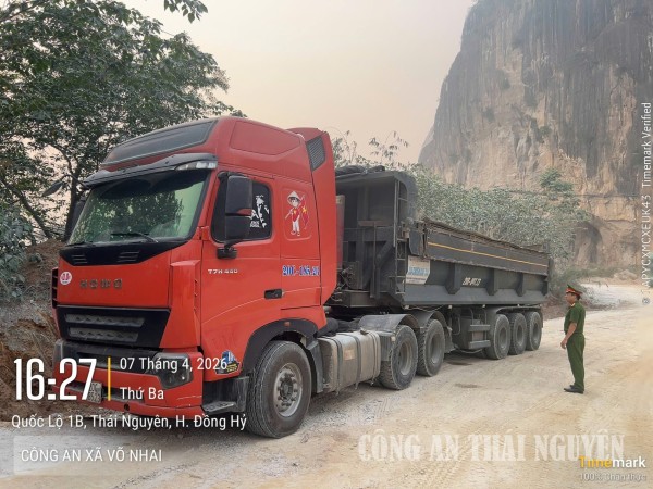 ảnh 1 rà soát xe tải Võ Nhai