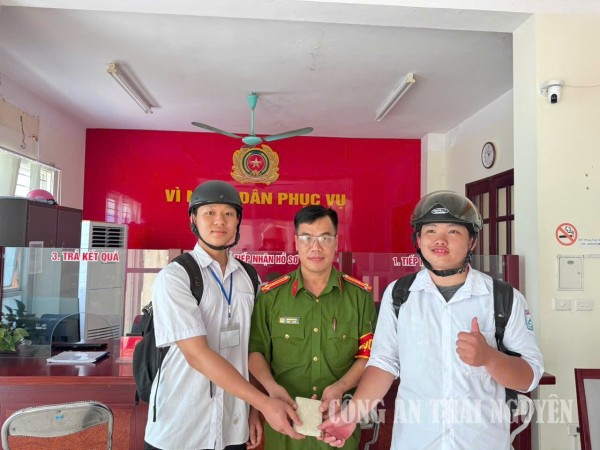 Gương ng tốt bắc kan