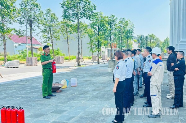 Huấn luyện nghiệp vụ phòng cháy, chữa cháy cho doanh nghiệp