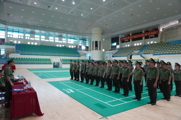 Phòng Tham mưu hoàn thành Chương trình tập huấn điều lệnh, quân sự, võ thuật năm 2026