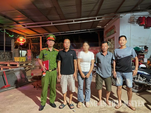 Linh Sơn cháu nhỏ về với GĐ
