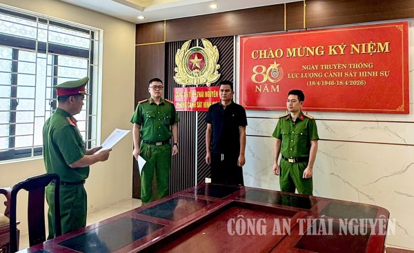 Khởi tố lái xe gây tai nạn chết người
