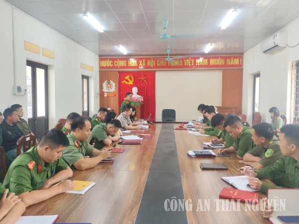Công an xã triển khai phương án đảm bảo ANTT quá trình cưỡng chế thi hành án