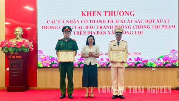 Khen thưởng đột xuất trong công tác đấu tranh phòng, chống tội phạm