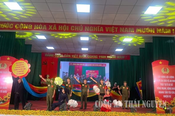 Lực lượng tham gia bảo vệ an ninh, trật tự ở cơ sở tham gia các phần thi