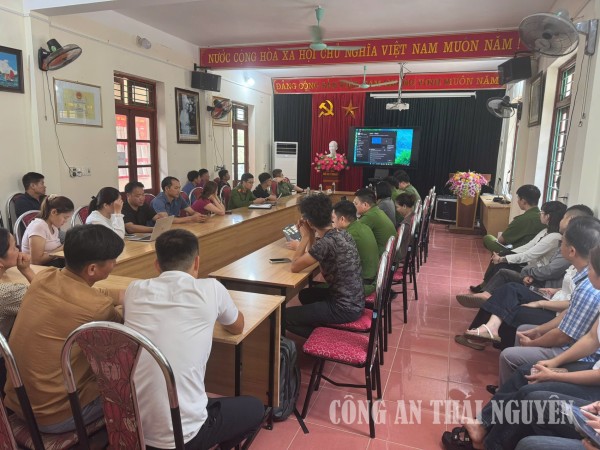 ảnh buổi tuyên truyền Ba Bể