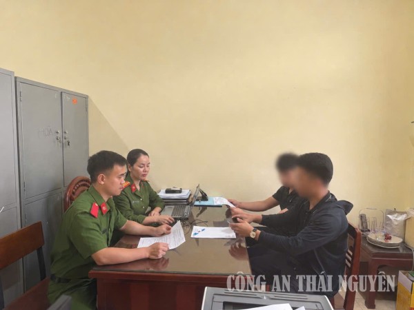 ảnh Phan Đình Phùng xử lý các trg hợp
