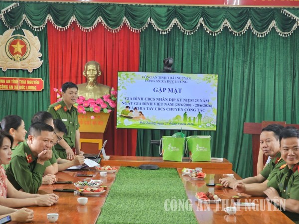 Công an xã Đức Lương gặp mặt gia đình cán bộ, chiến sĩ nhân Ngày gia đình Việt Nam
