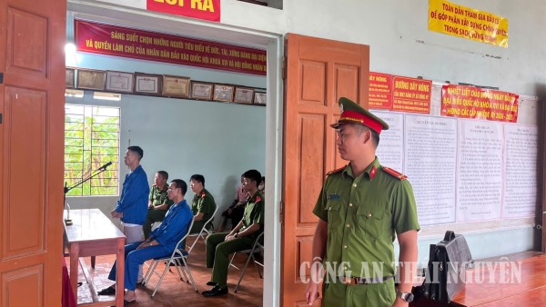 Công an xã Đồng Hỷ bảo đảm an ninh, trật tự phiên tòa xét xử lưu động vụ án ma túy